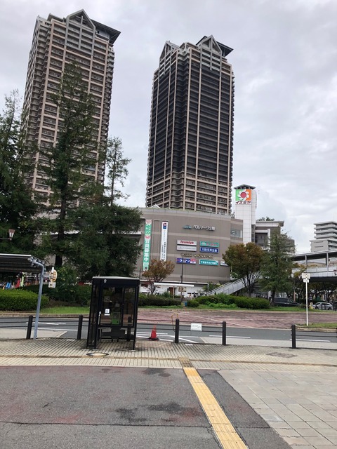 JR堺市駅前